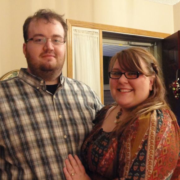 Profile Picture of Dani Hess (@fatbottomgrrl) on Poshmark