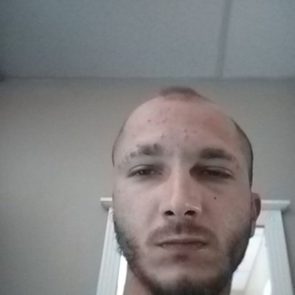 Profile Picture of Chad Creech (@creechsmoker) on Poshmark