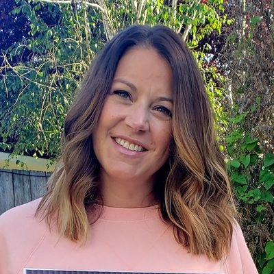 Profile Picture of Lisa Gluth (@lisagluth) on Twitter