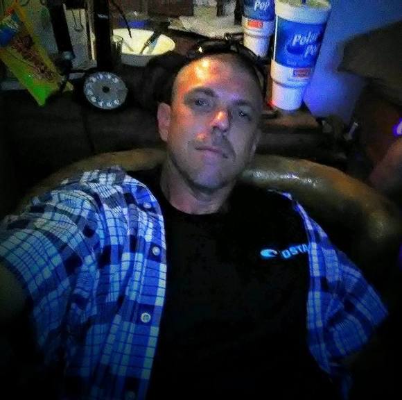 Profile Picture of Frank Robinson (@frankrobinso410) on Poshmark