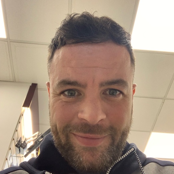 Peter Hatzer - Poshmark Profile Picture of Peter Hatzer (@peterhatzer) on Poshmark