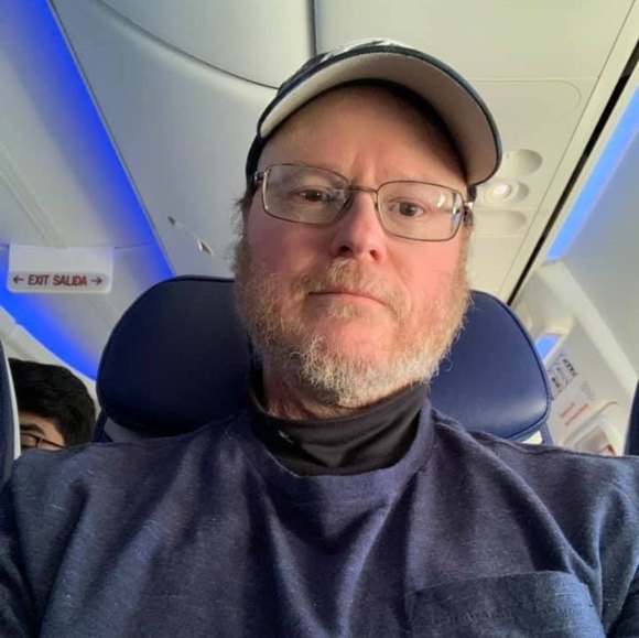 Profile Picture of David Kindell (@silverfox1127) on Poshmark