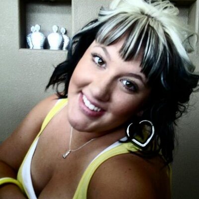 Profile Picture of Jessica Burnside (@mzburnside) on Twitter