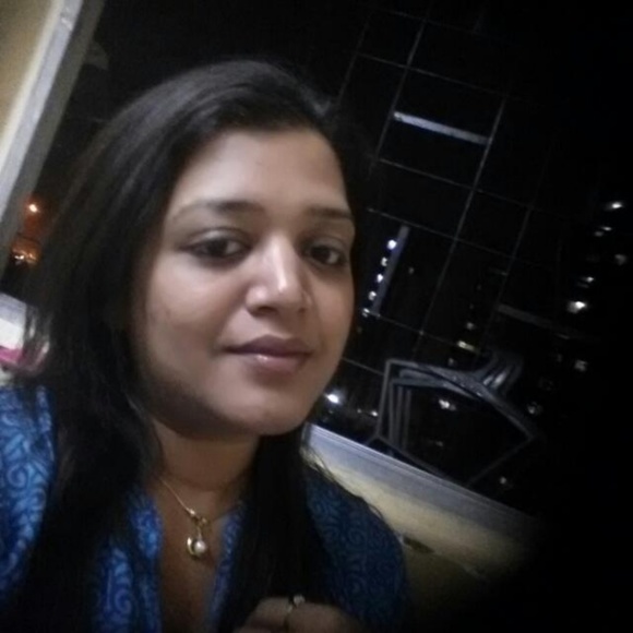 Profile Picture of Mona Mehta (@monamehta2705) on Poshmark