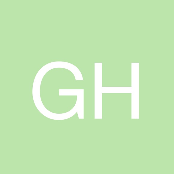 Profile Picture of Grace Hansen (@gracehansen007) on Poshmark