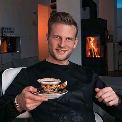 Profile Picture of David David Kil (@DavidDavidkil1) on Twitter