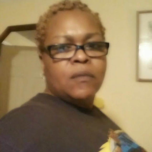 Profile Picture of Tina Mcgilvary (@justlovedx5) on Poshmark