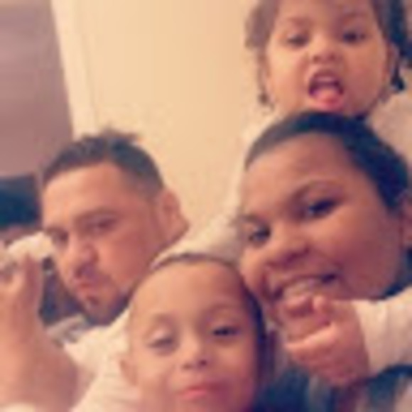 Profile Picture of Rene o Orellana (@rene7545) on Poshmark