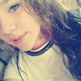 Profile Picture of Cecilia Peternelli (@CeciliaPeterne2) on Twitter