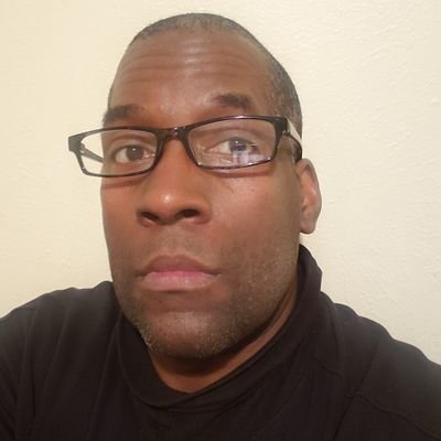 Profile Picture of Victor Davis (@victorystarr7) on Twitter