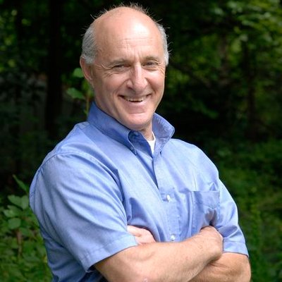 Profile Picture of Michael Jacoby Brown (@MichaelJacobyBr) on Twitter