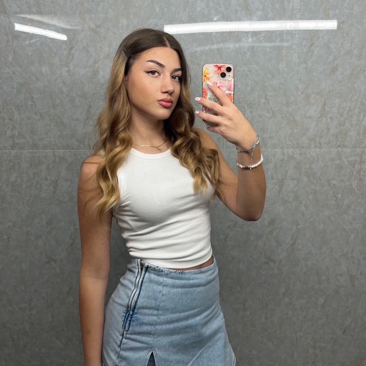 K - Tiktok Profile Picture of K (@kristtinast) on Tiktok