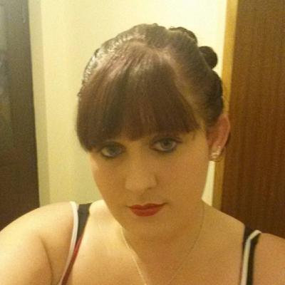 Profile Picture of Anne-marie Haddock (@barmybarwench) on Twitter