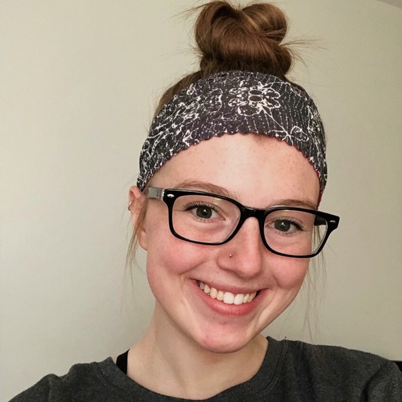 Profile Picture of Kortney Rentschler (@kortney31) on Poshmark