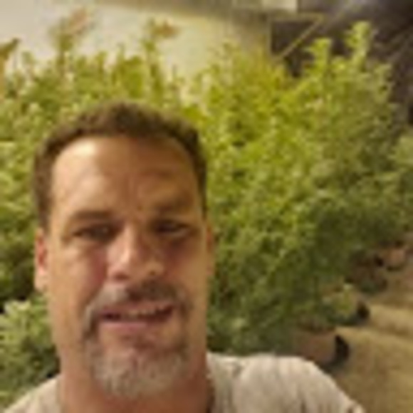 Profile Picture of Scott Holbert (@atthelake8) on Poshmark