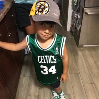 Profile Picture of George Athanasiou (@greektuna) on Twitter