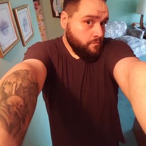 Profile Picture of Michael (@DavidBowiesJunk) on Twitter