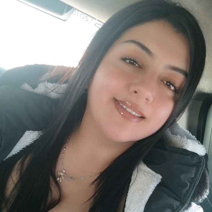 Profile Picture of Ⳑᥙɳα Gαԃҽ🌜💋 (@pamelagade) on Tiktok