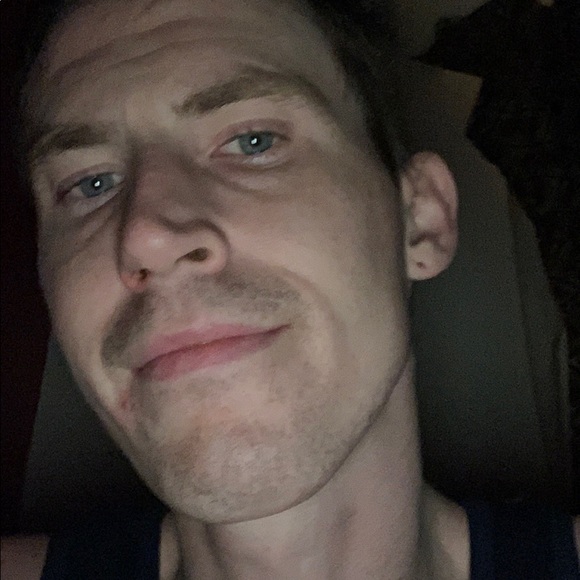 Profile Picture of Lee Stepp (@lee_stepp) on Poshmark