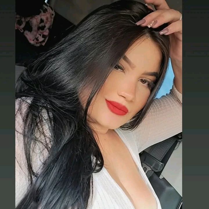 Profile Picture of andressa (@andyberlocher) on Tiktok