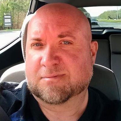 Profile Picture of ⚄Lord Steve, 13th Earl Of Poutine⚄ (@LightningMan__) on Twitter