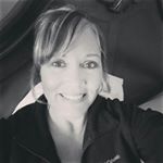 Profile Picture of Jennifer Olson George (@northwoodsquilter) on Instagram
