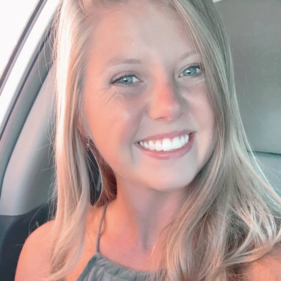 Profile Picture of Stephanie Testerman (@stephtesterman3) on Poshmark
