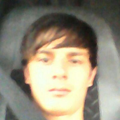 Profile Picture of Austin Keckler (@ab85128a10a9416) on Twitter