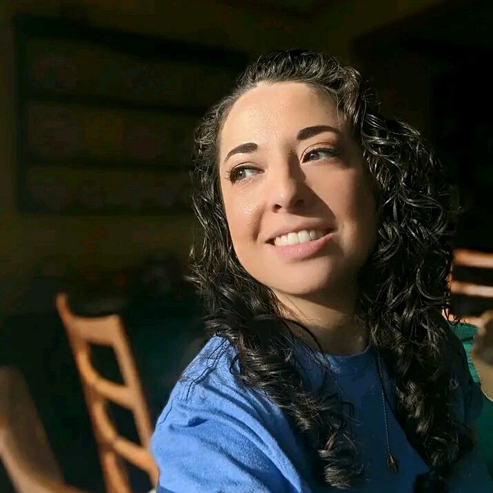 Profile Picture of Kara Clinton (@kara81447) on Tiktok