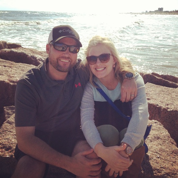 Profile Picture of Aileen Jones (@aileenm123) on Poshmark