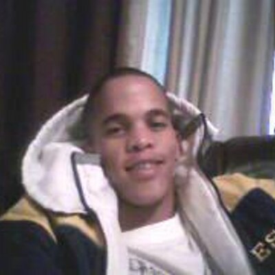 Profile Picture of Rewano Wayne Squire (@Caremelmuffin10) on Twitter
