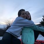 Profile Picture of Emma & Jillian (@shanks.closet) on Instagram