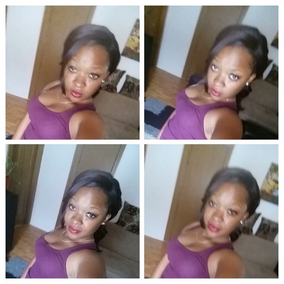 Elly Myland - Poshmark Profile Picture of Elly Myland (@emyland) on Poshmark