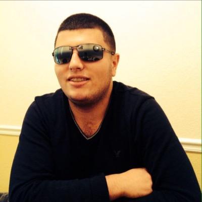 Profile Picture of Zach Weinberg (@zachattacksyoo) on Twitter