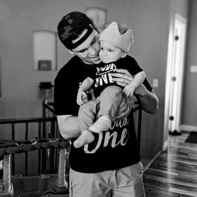 Profile Picture of Devin VaughAn (@DevinVaughAn5) on Twitter