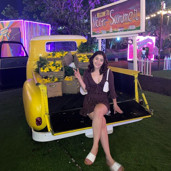 Profile Picture of Geselle Garcia (@geselleg) on Poshmark