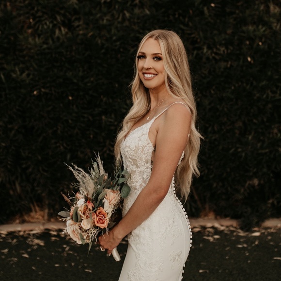 Profile Picture of Danielle Kilian (@danybobannyyy) on Poshmark