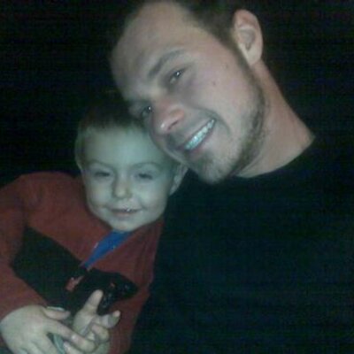 Profile Picture of Richard Searles (@richie02536) on Twitter