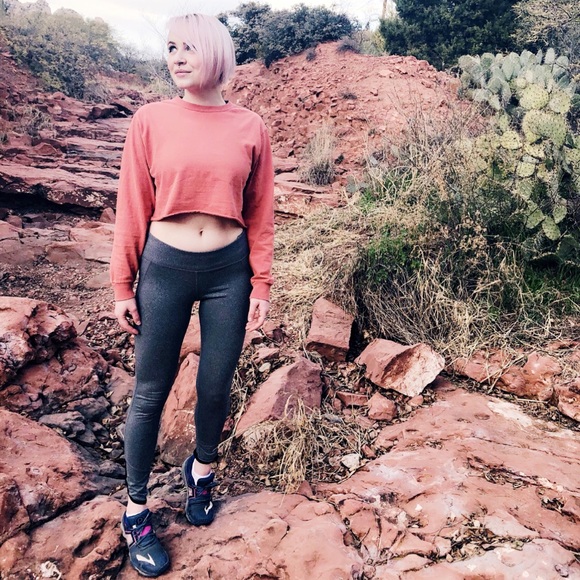Profile Picture of Sophie Lessner (@fiasfinds) on Poshmark