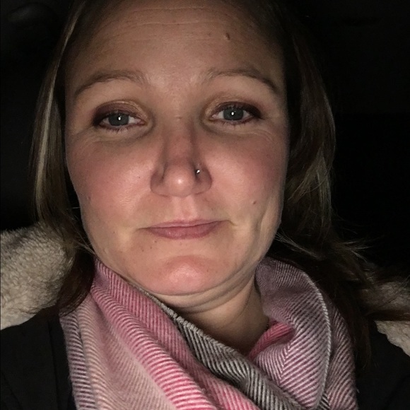 Profile Picture of Dannial Coston (@drbraley78) on Poshmark