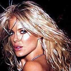 Profile Picture of Saundra Repinski (@olenezeamin) on Twitter