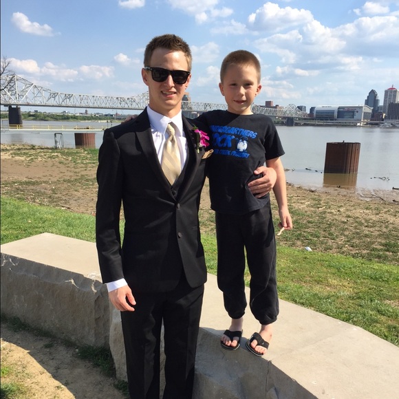 Profile Picture of Bradley Grimes (@bgrimes21) on Poshmark