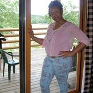 Profile Picture of Danielle Me'chelle (@danielle.mechelle) on Myspace