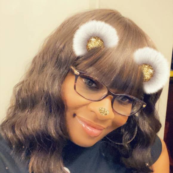 Profile Picture of Cornelia Scott (@natecornelia) on Poshmark