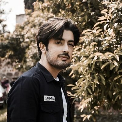 Profile Picture of Bijan Karimi (@BijanKarimi3) on Twitter