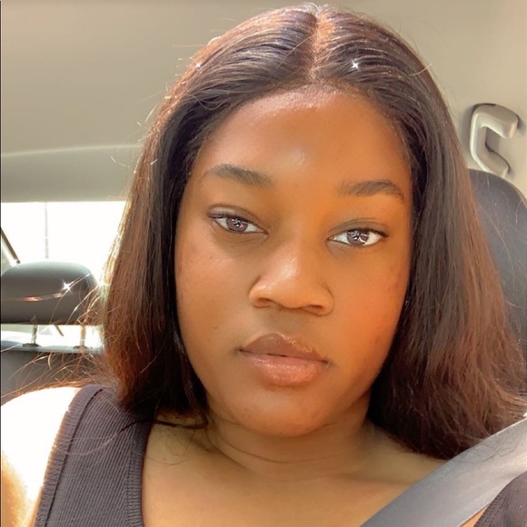 Saincylus Shadanah - Poshmark Profile Picture of Saincylus Shadanah (@audrey_dreydede) on Poshmark