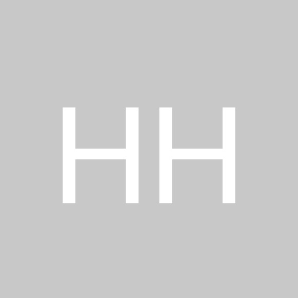 Profile Picture of Hoppingpg Hoppi (@hoppingpghoppi) on Poshmark