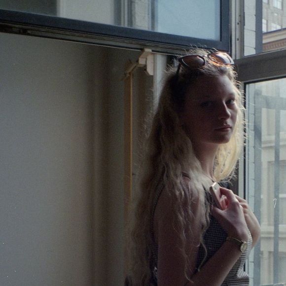 Profile Picture of Maeve Fagelson (@maevefagelson) on Poshmark