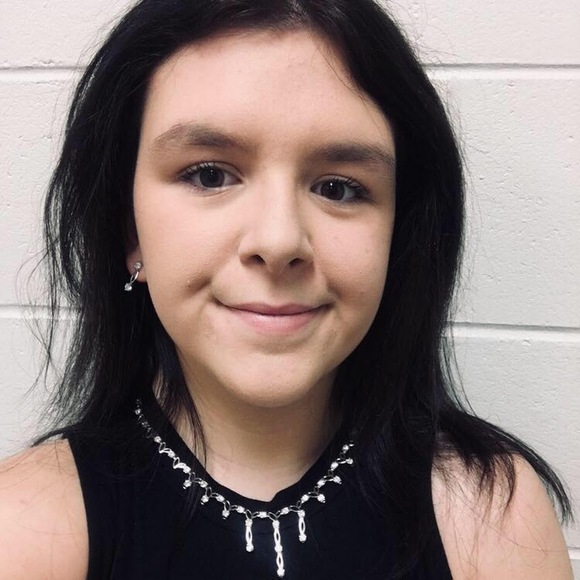 Profile Picture of Adele Chenier (@adelechenier) on Poshmark