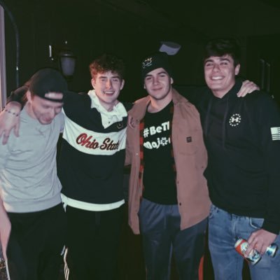 Profile Picture of Cody (@codyjacobson18) on Twitter